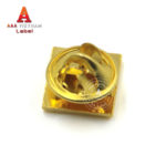 In huy hiệu kim loại cài áo giá rẻ - Mẫu 24