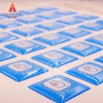 In logo tem nhựa phủ keo epoxy giá rẻ - Mẫu 07