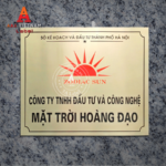 Biển công ty đẹp chất liệu đồng - Mẫu 08