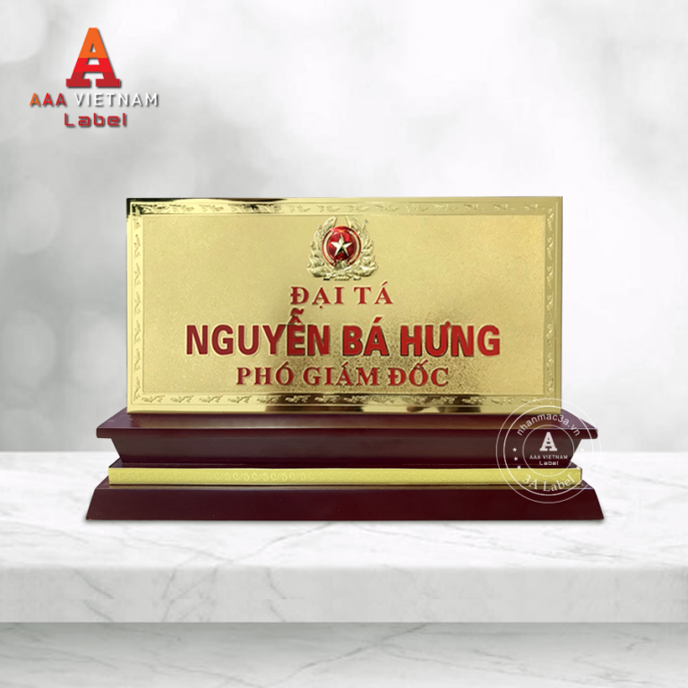 Biển chức danh cao cấp mạ vàng đế gỗ tam cấp - Mẫu 2