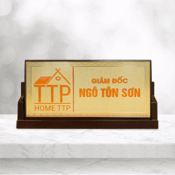 Biển chức danh đồng ăn mòn đế gỗ tam giác - Mẫu 14