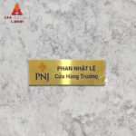 Thẻ tên nhân viên cài áo đẹp - Mẫu 09