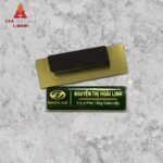 Thẻ tên nhân viên cài áo đẹp - Mẫu 11