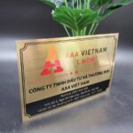In biển công ty bảng hiệu inox vàng - Mẫu 19